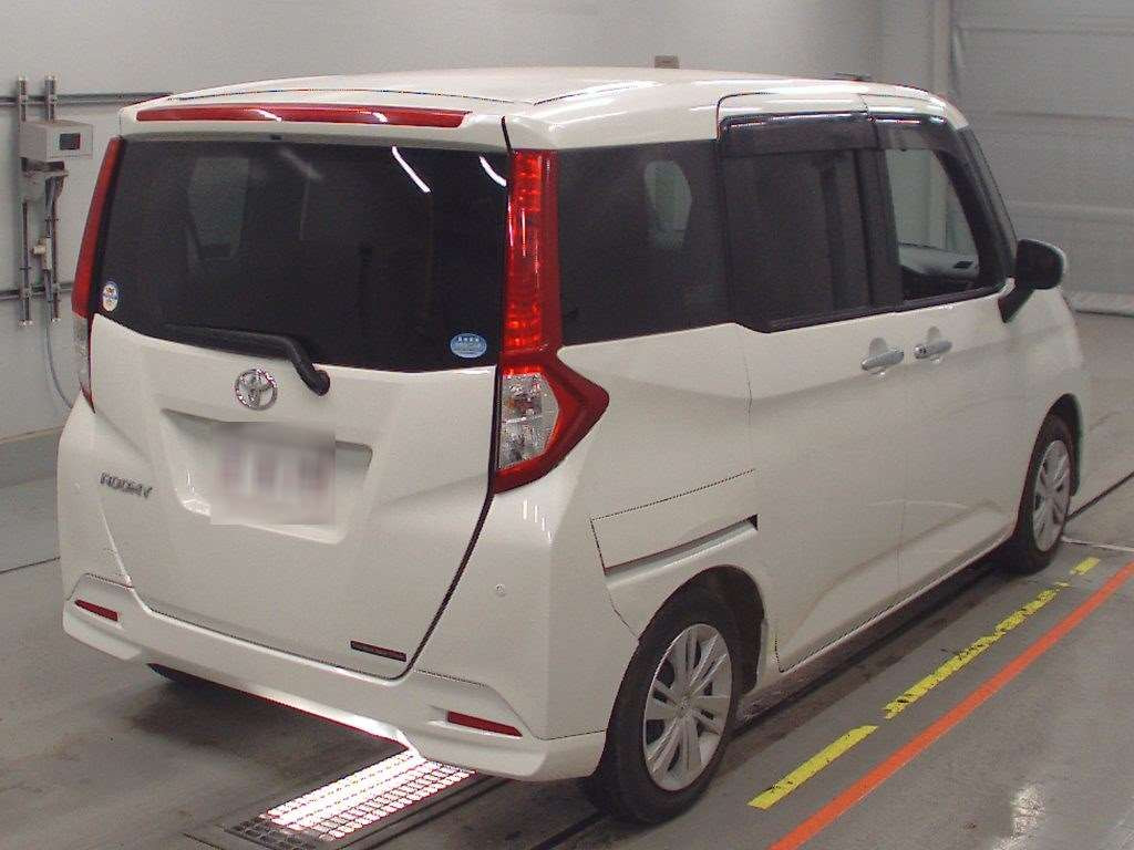 2021 Toyota Roomy M900A[1]