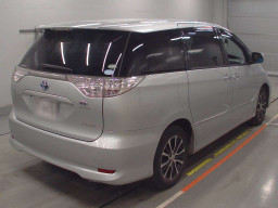 2015 Toyota Estima Hybrid