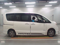 2015 Nissan Serena