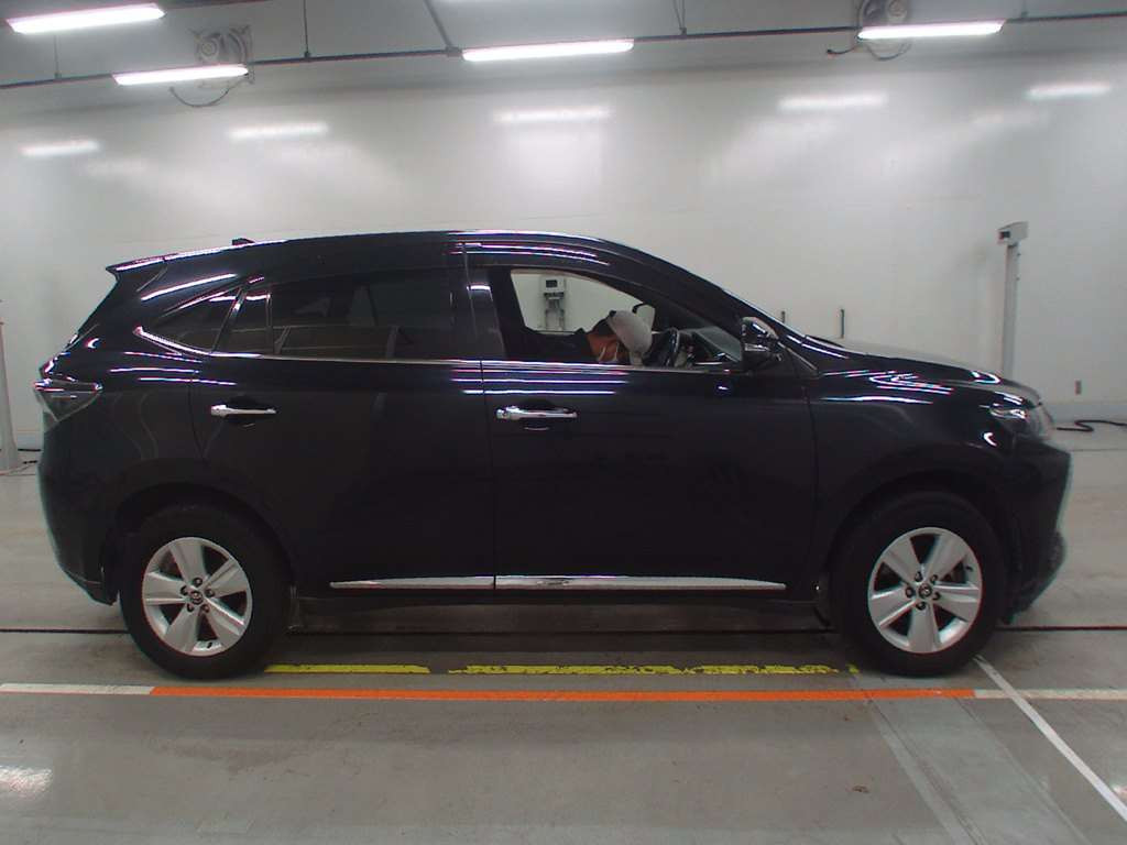 2016 Toyota Harrier ZSU65W[2]