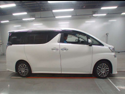 2017 Toyota Vellfire