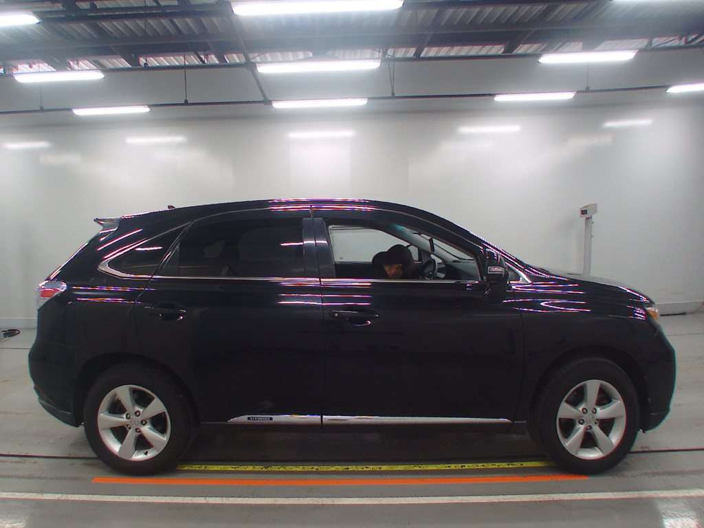 2010 Lexus RX GYL10W[2]