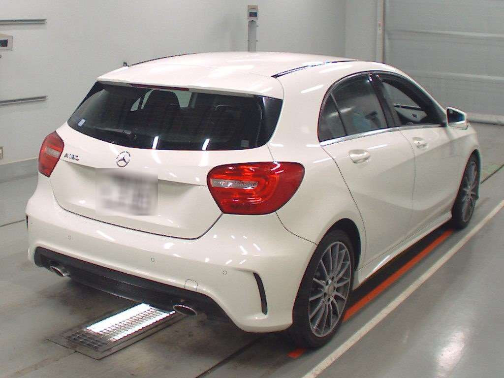 2015 Mercedes Benz A-Class 176042[1]