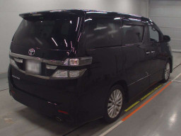 2013 Toyota Vellfire