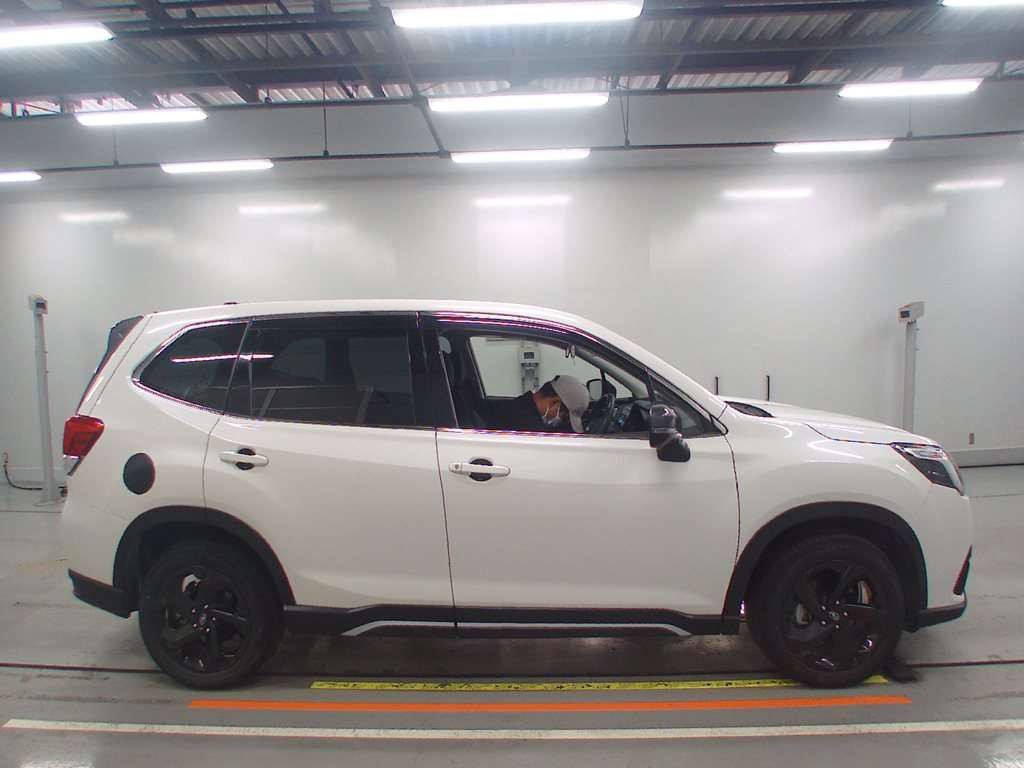 2021 Subaru Forester SK5[2]