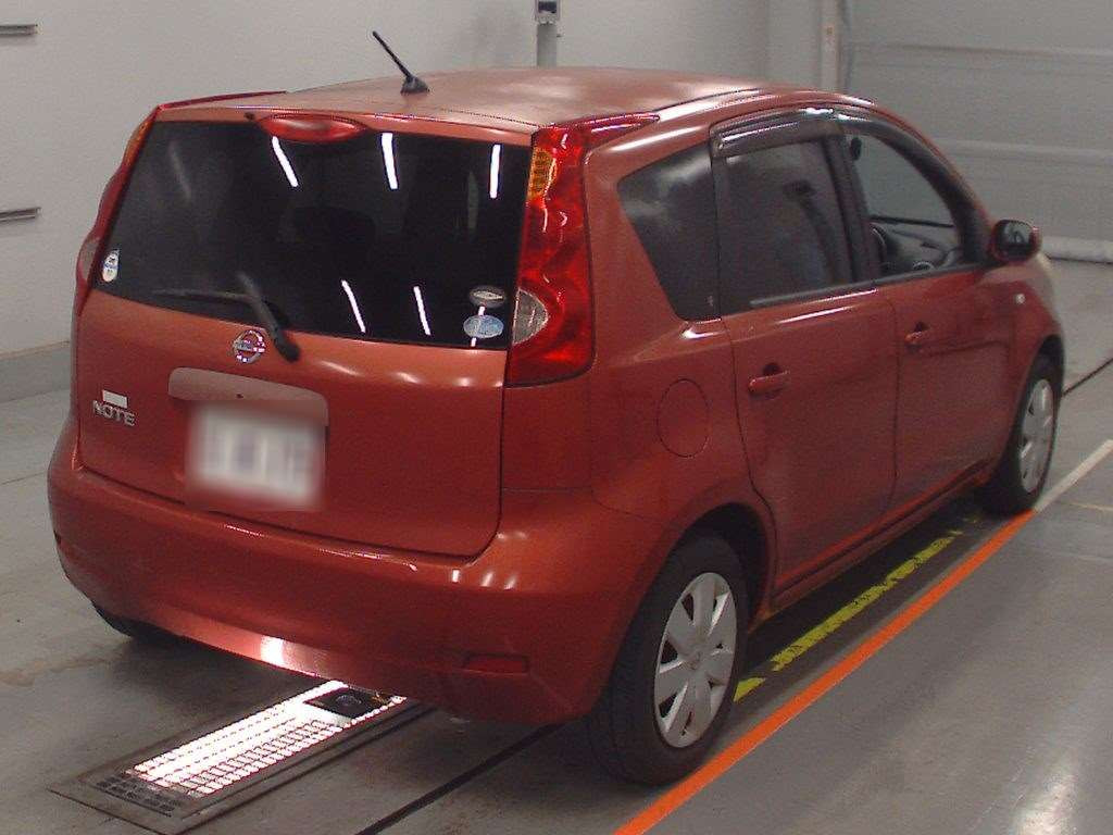 2010 Nissan Note E11[1]