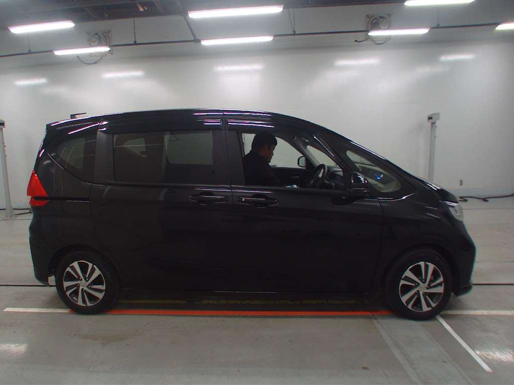 2022 Honda Freed GB5[2]