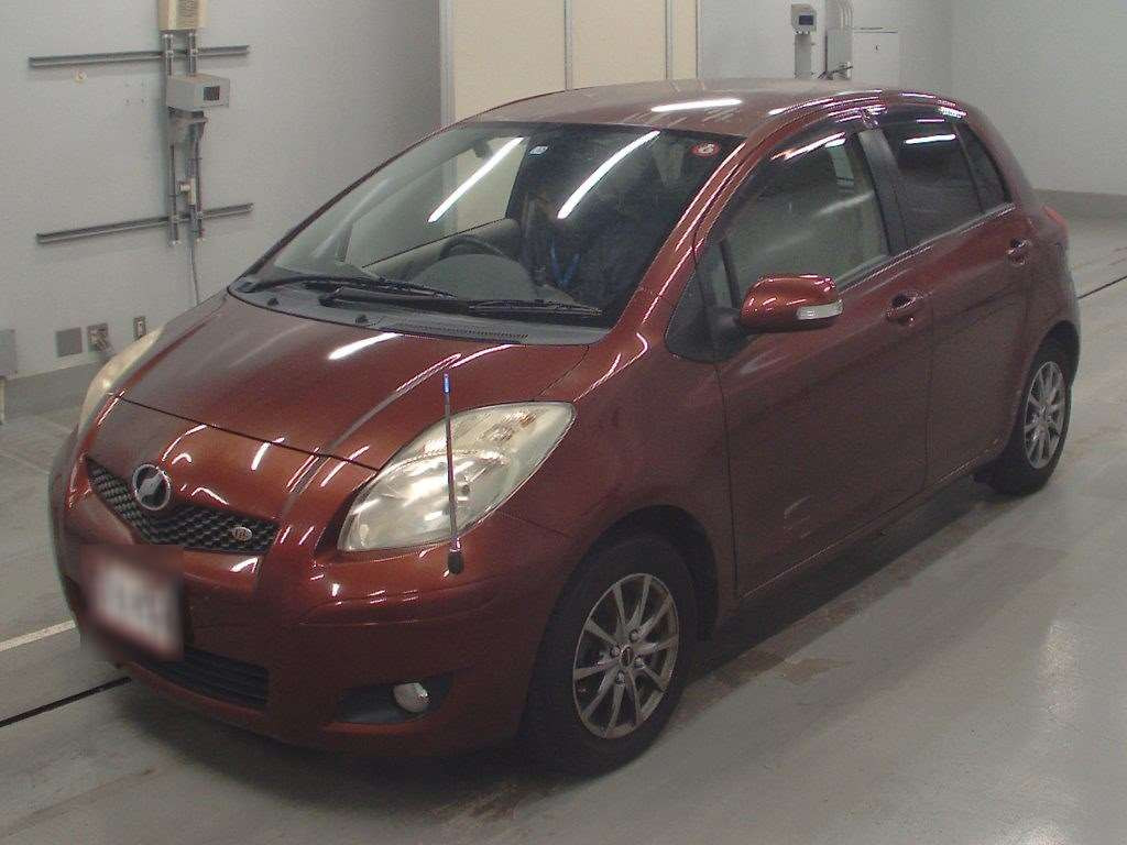 2009 Toyota Vitz SCP90[0]