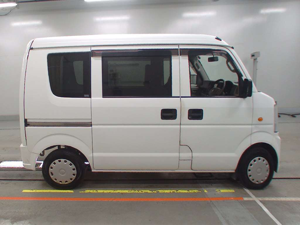 2014 Suzuki Every DA64V[2]