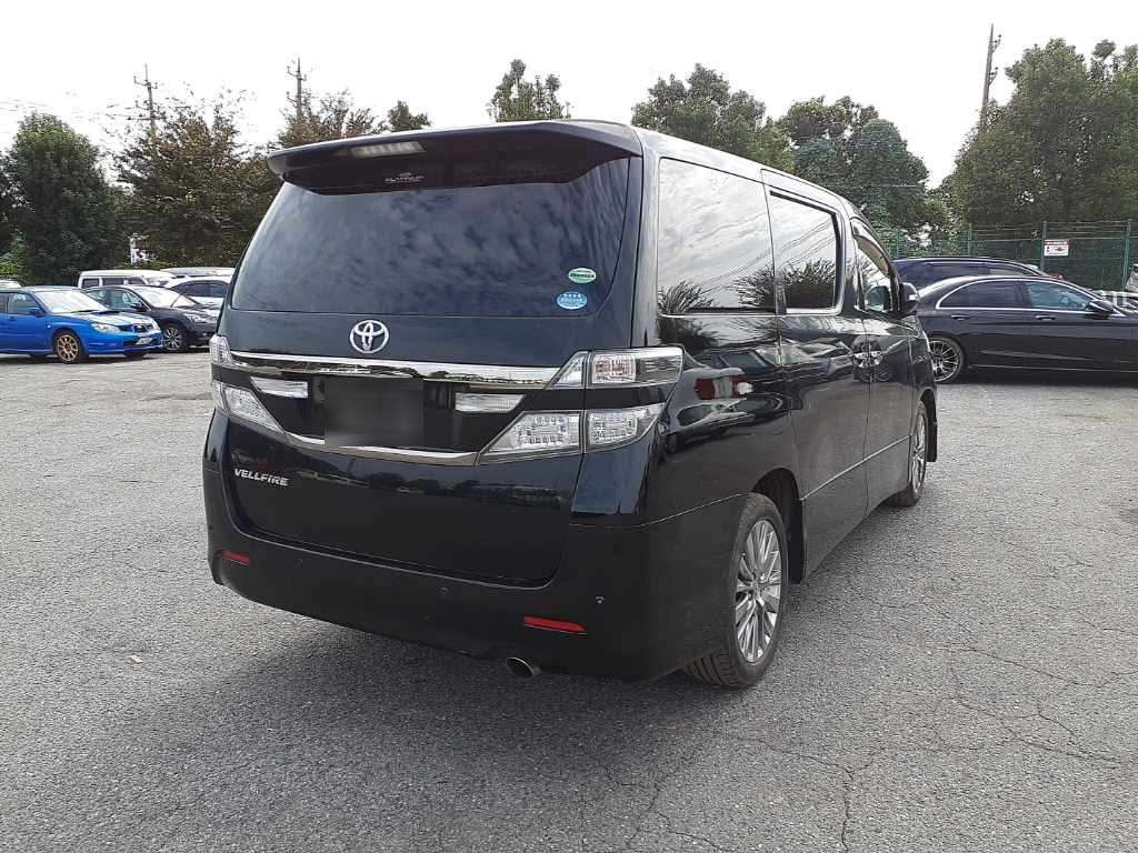 2013 Toyota Vellfire ANH20W[1]