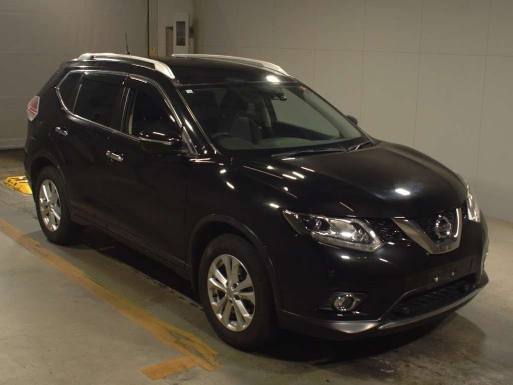 2016 Nissan X-Trail NT32[2]