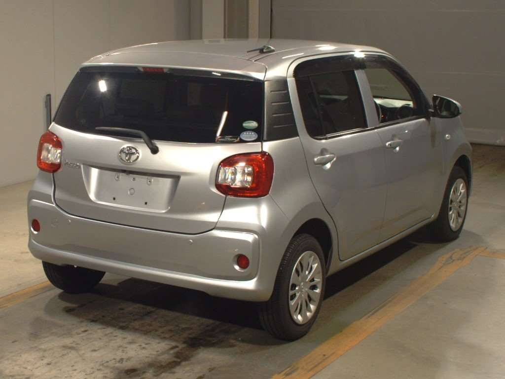 2018 Toyota Passo M700A[1]