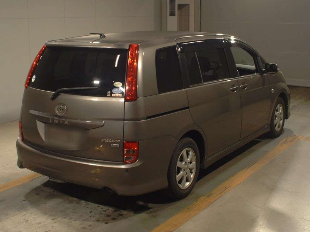 2010 Toyota Isis ZGM10W[1]