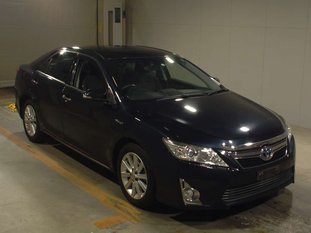 2013 Toyota Camry AVV50[2]