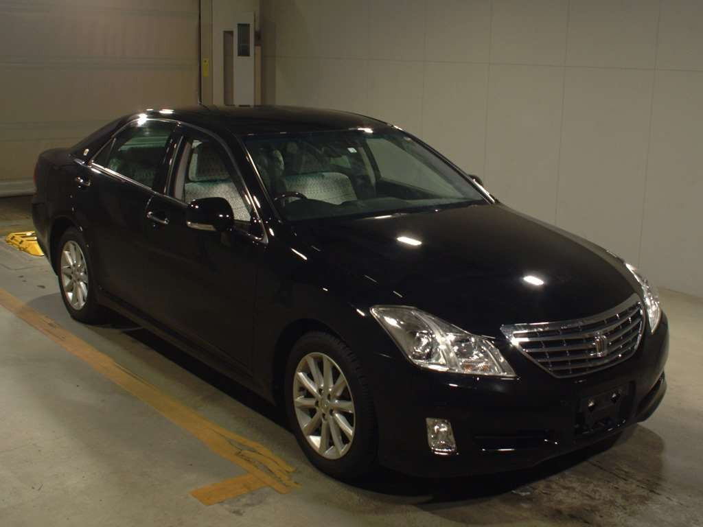 2008 Toyota Crown GRS202[2]