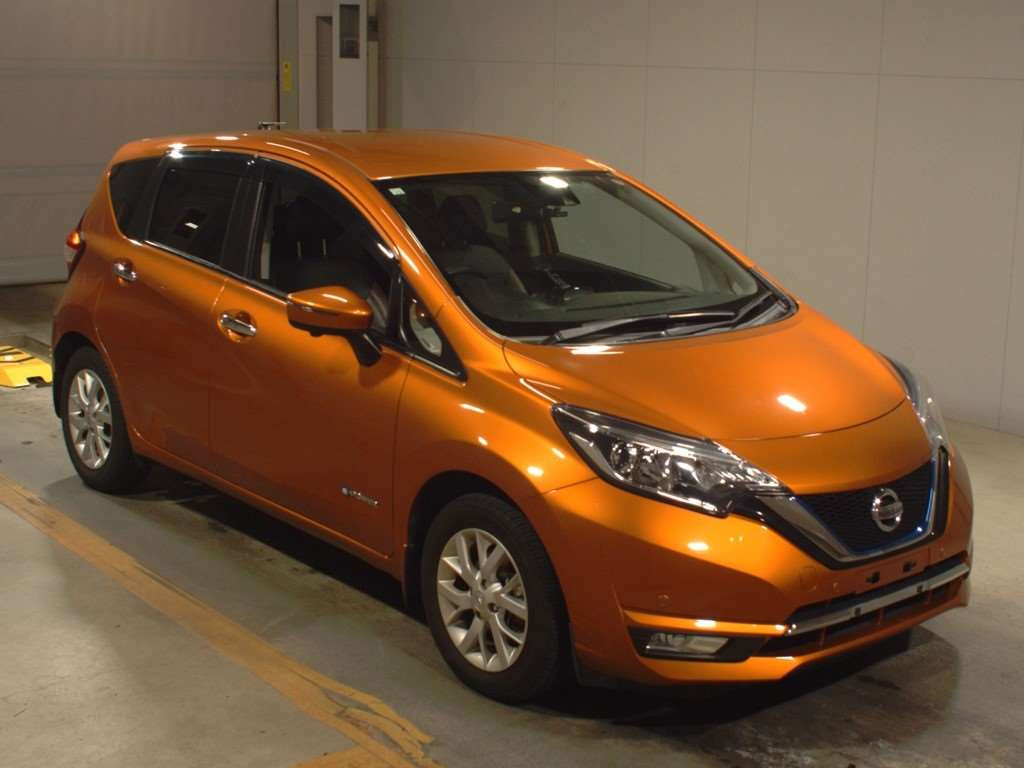 2016 Nissan Note HE12[2]