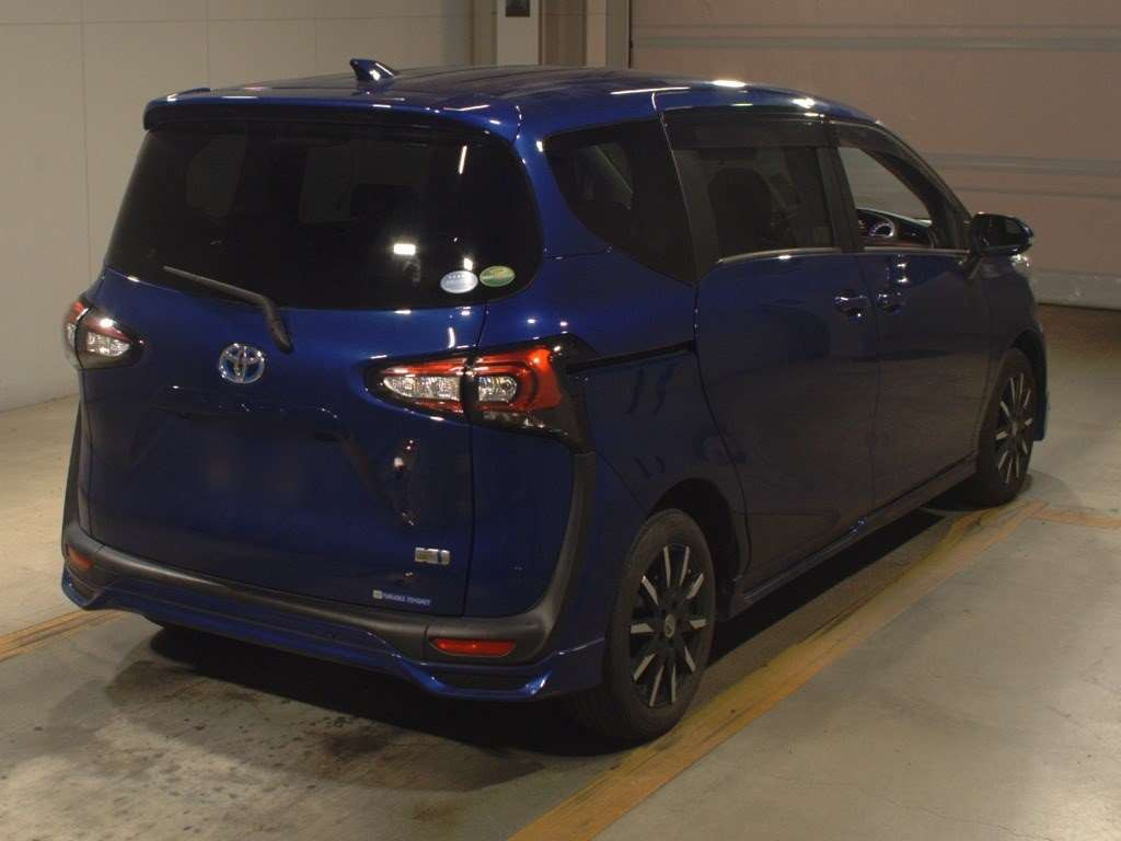 2020 Toyota Sienta NHP170G[1]