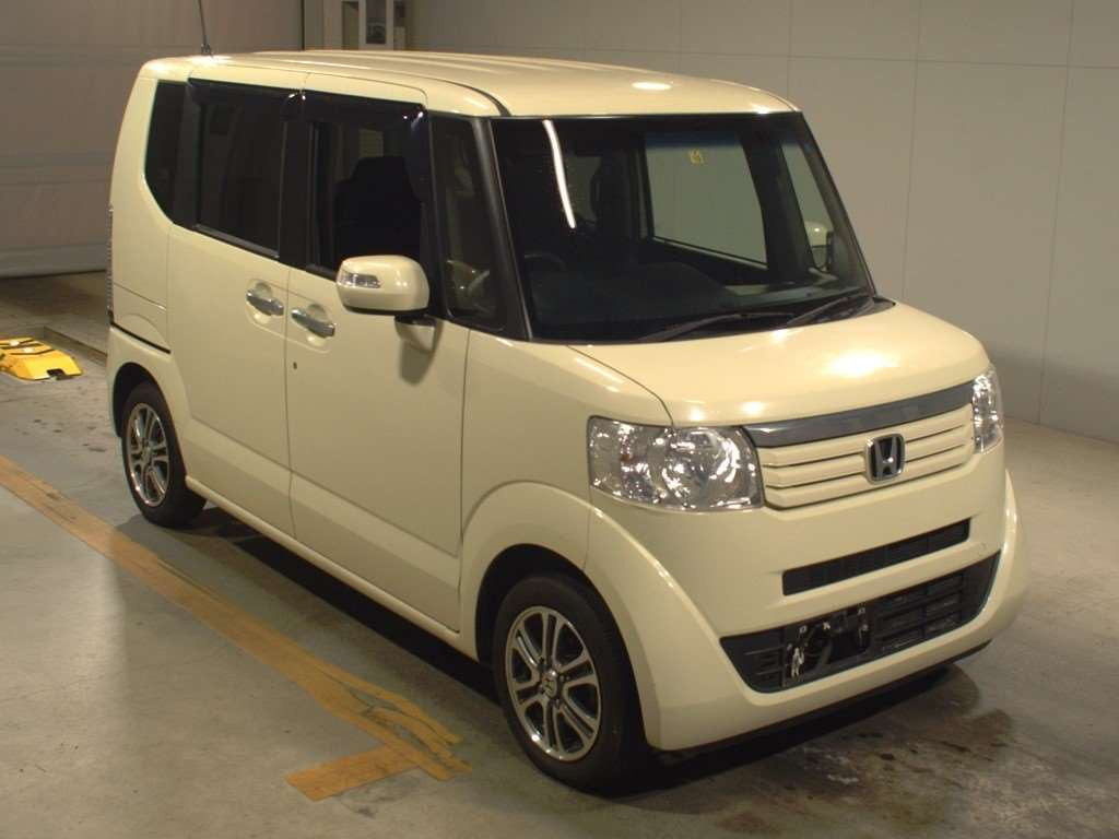 2013 Honda N-BOX JF1[2]