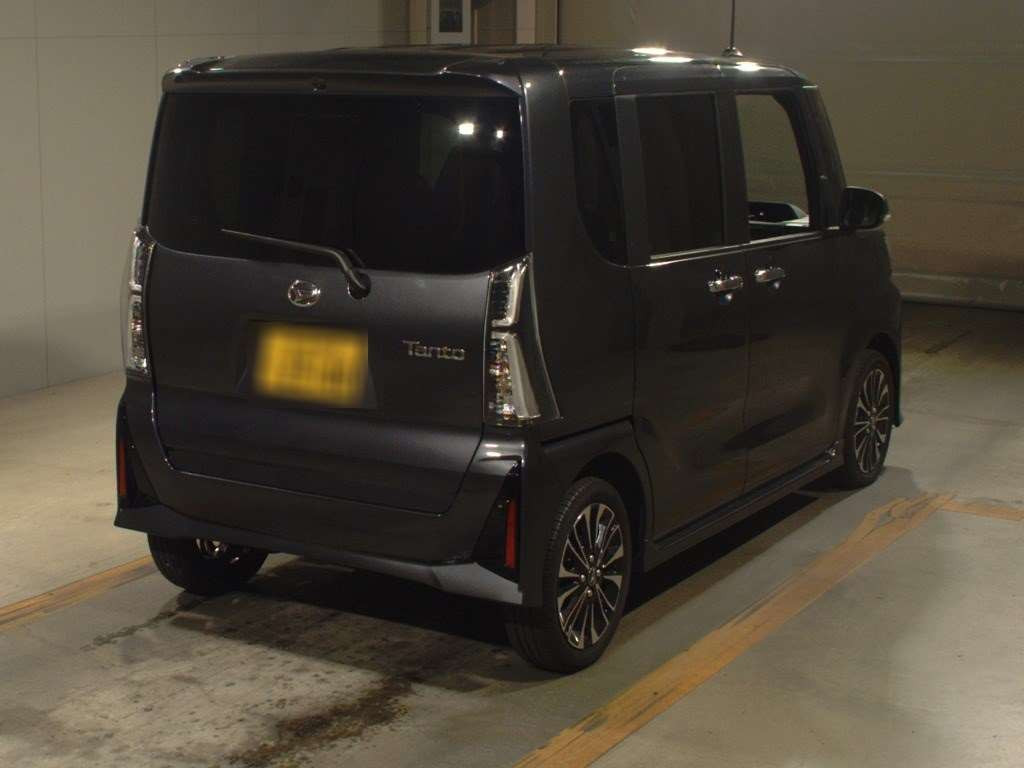 2023 Daihatsu Tanto Custom LA650S[1]