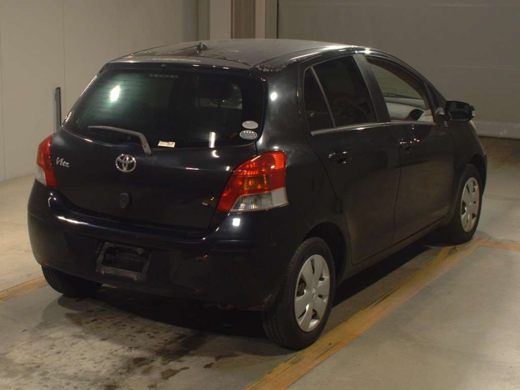 2007 Toyota Vitz KSP90[1]