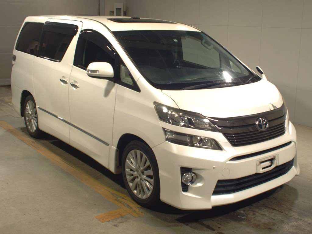 2013 Toyota Vellfire ANH20W[2]