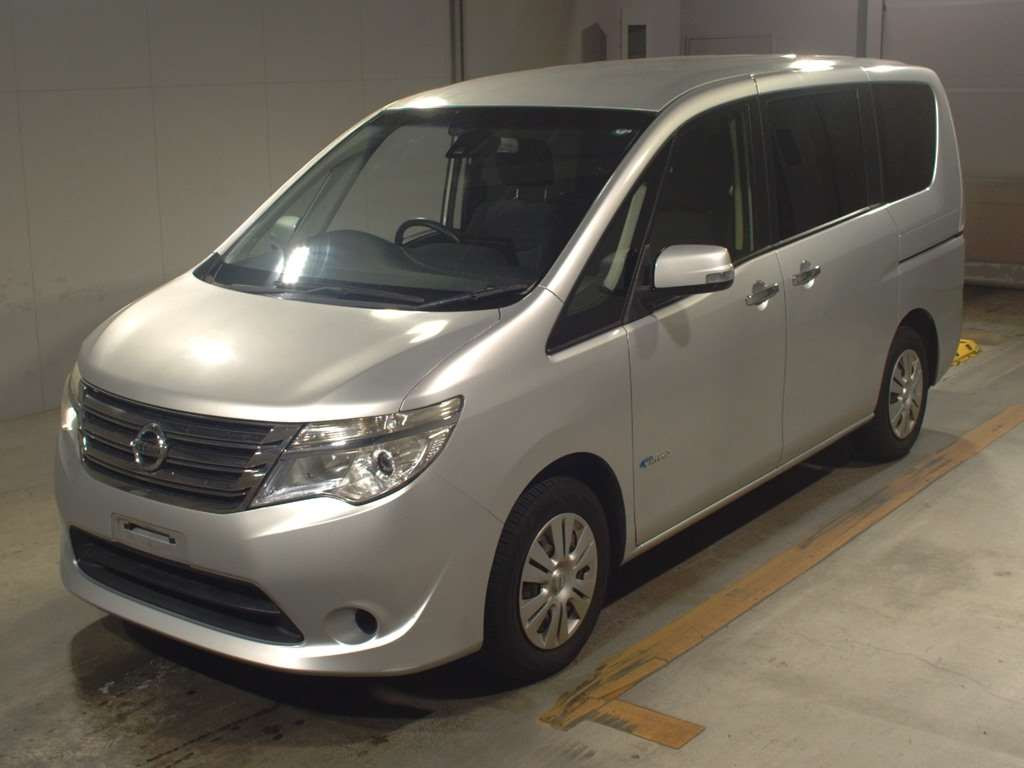 2014 Nissan Serena HC26[0]