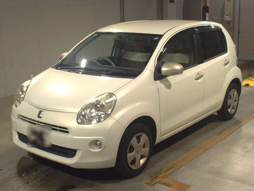 2010 Toyota Passo KGC30[0]