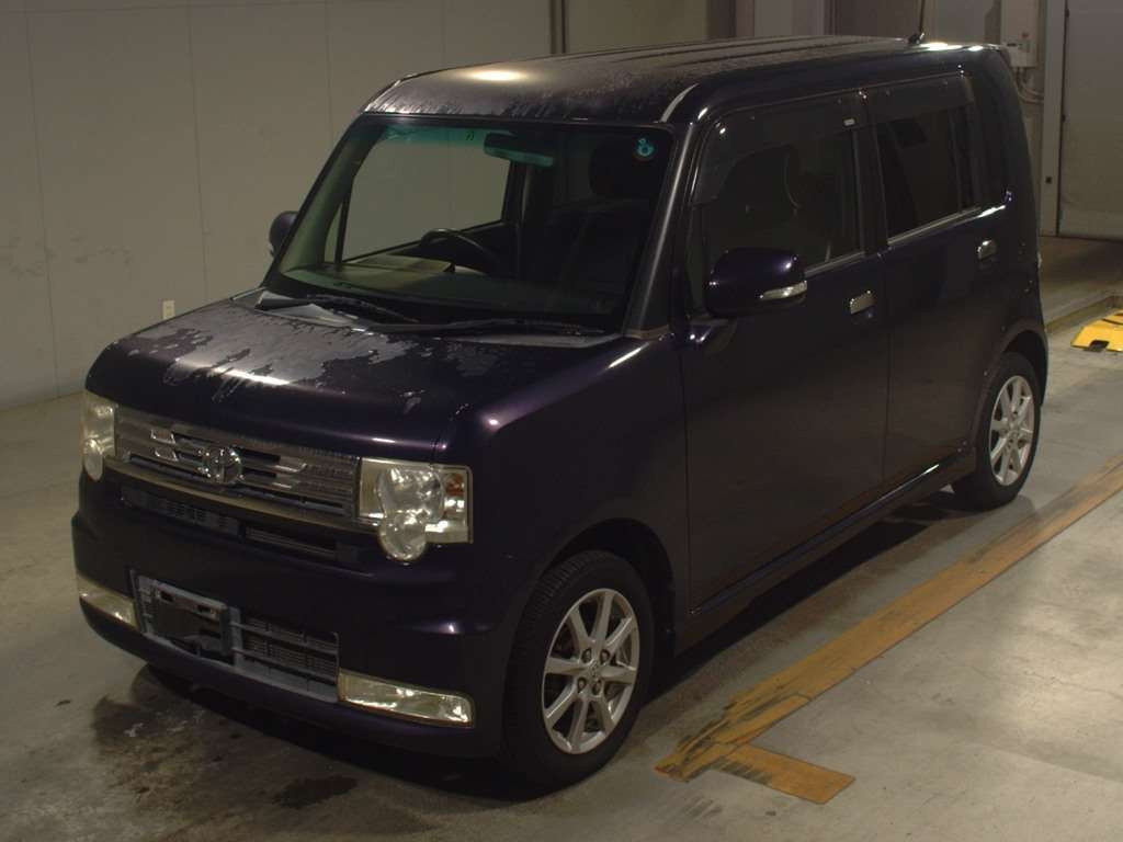 2011 Toyota Pixis Space L575A[0]