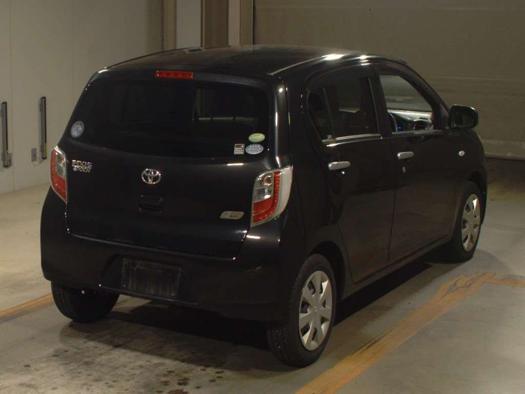 2012 Toyota Pixis Epoch LA300A[1]