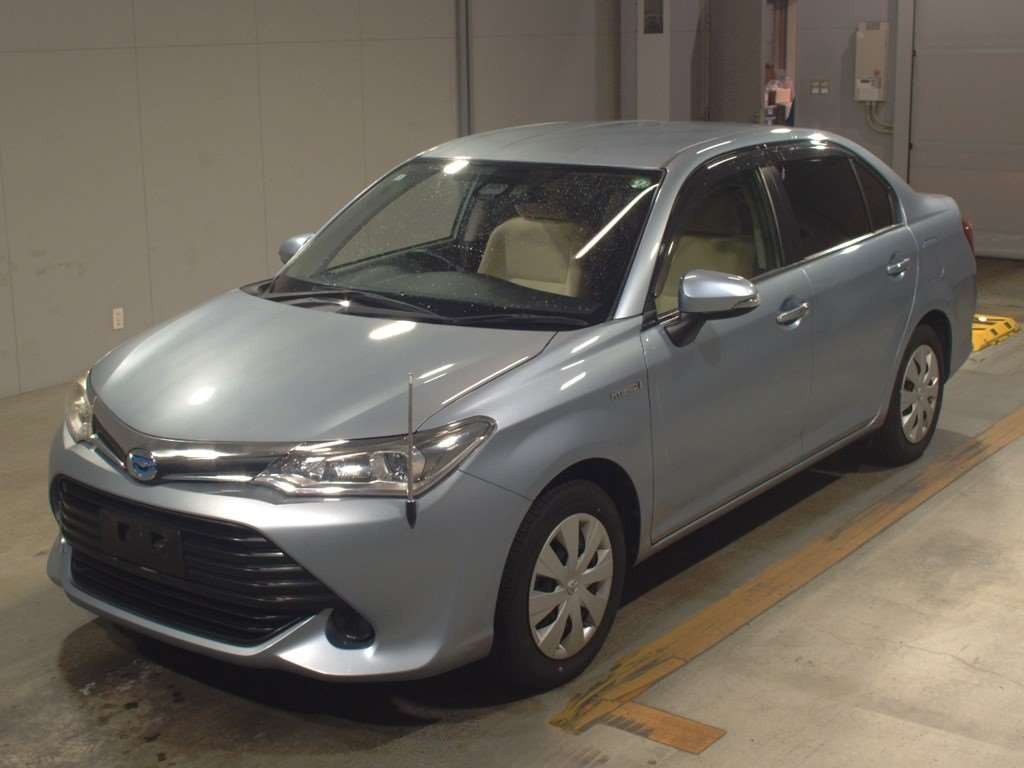 2015 Toyota Corolla Axio NKE165[0]