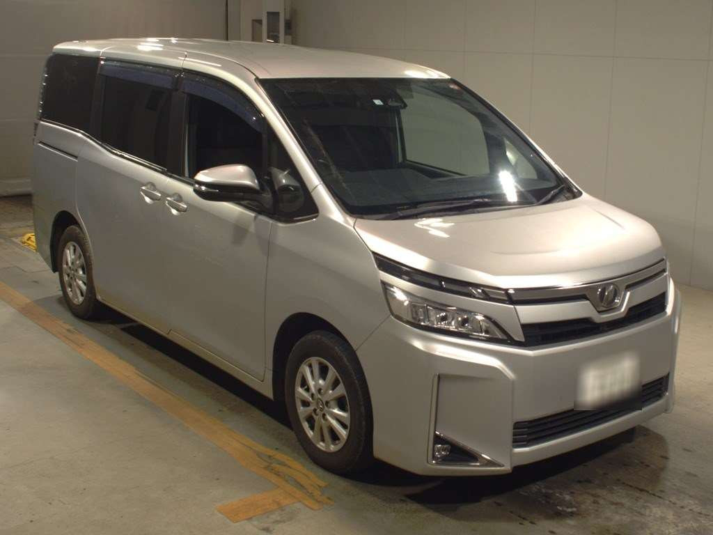 2018 Toyota Voxy ZRR80G[2]