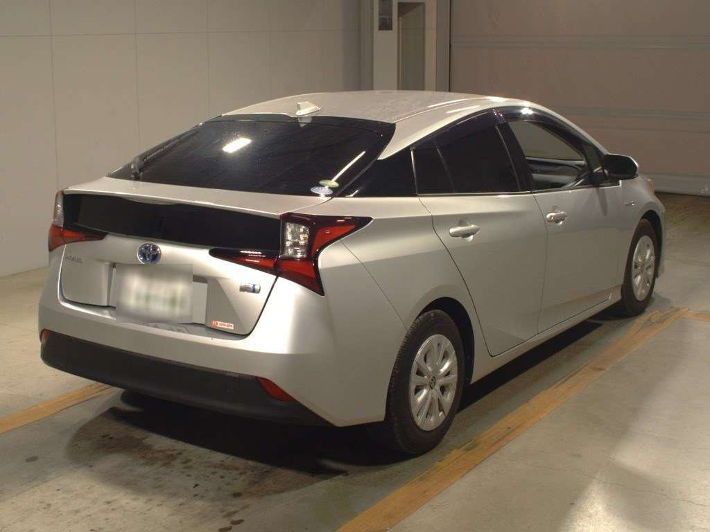 2019 Toyota Prius ZVW51[1]