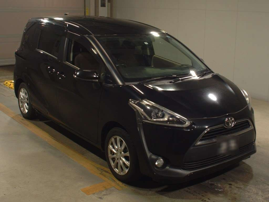 2015 Toyota Sienta NSP170G[2]