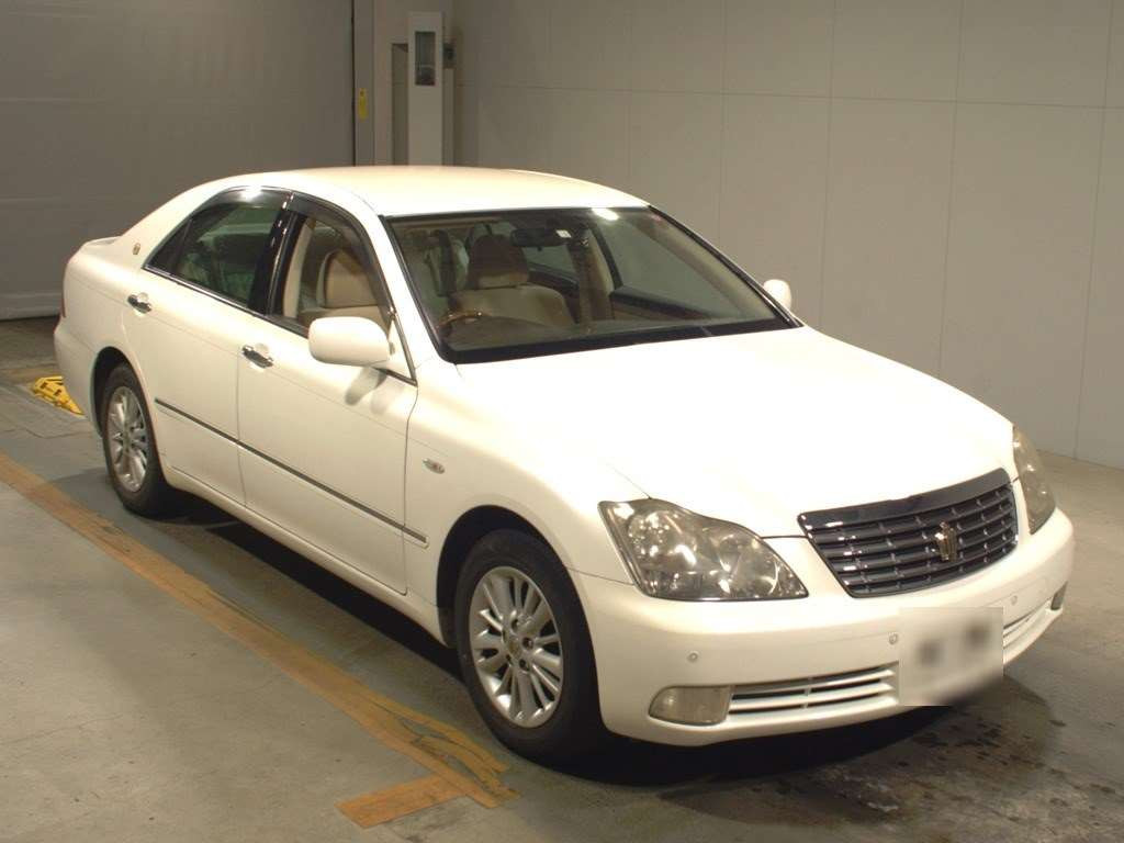 2006 Toyota Crown GRS180[2]