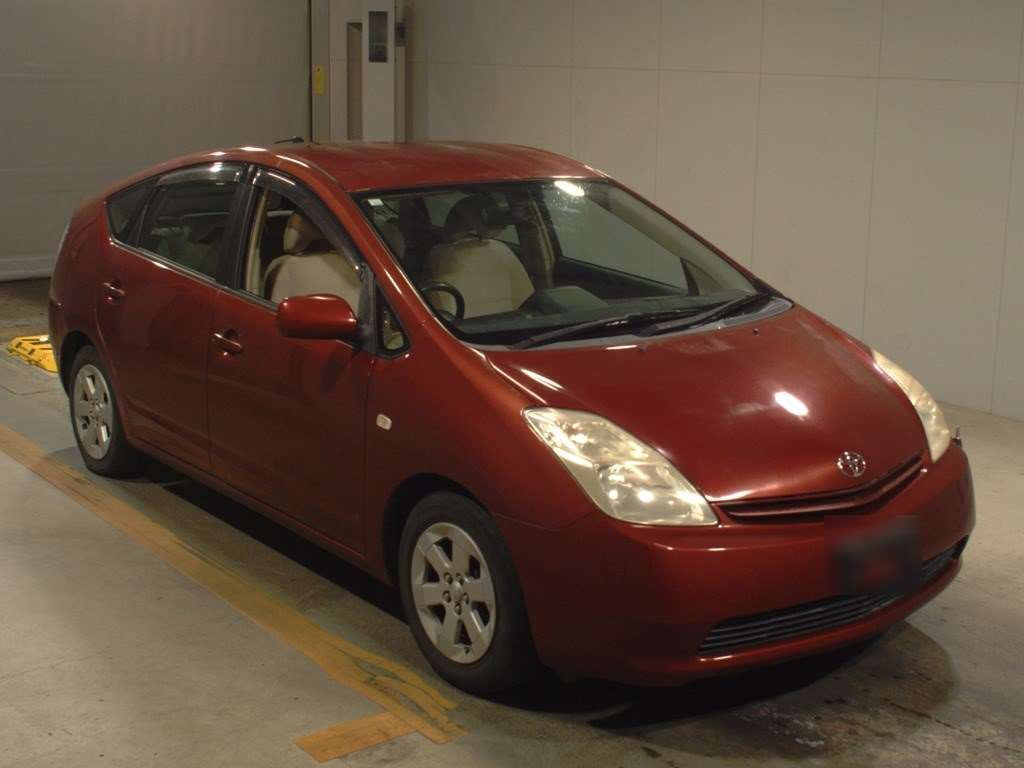 2004 Toyota Prius NHW20[2]