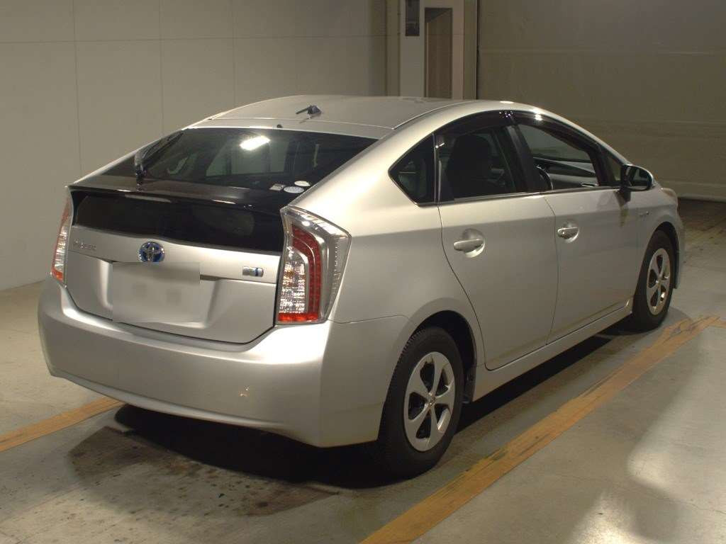 2012 Toyota Prius ZVW30[1]