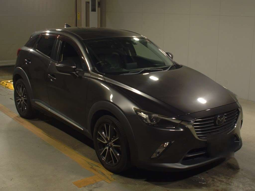 2017 Mazda CX-3 DK5FW[2]