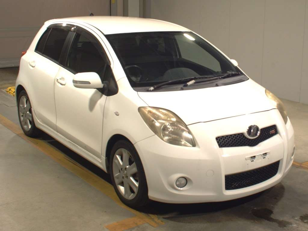 2005 Toyota Vitz NCP91[2]