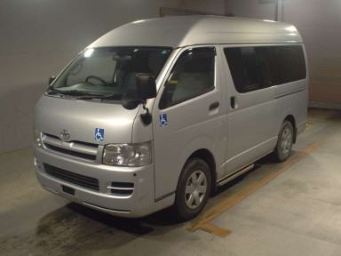 2005 Toyota Hiace Van