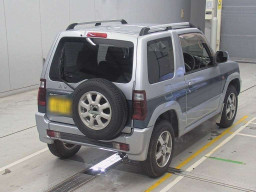 2006 Mitsubishi Pajero Mini