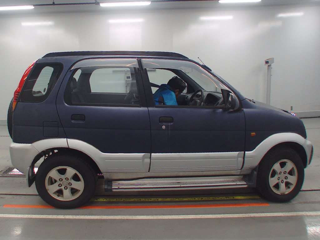 1997 Daihatsu Terios J100G[2]