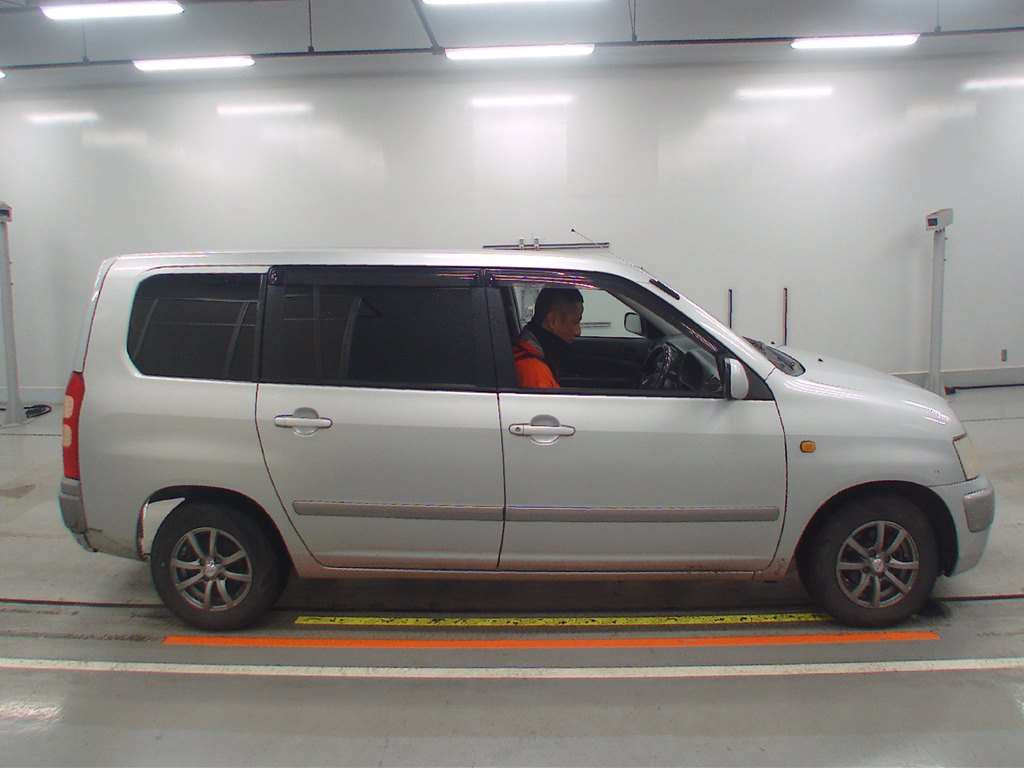 2006 Toyota Succeed Van NCP51V[2]