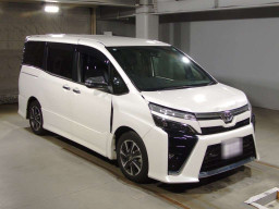 2021 Toyota Voxy