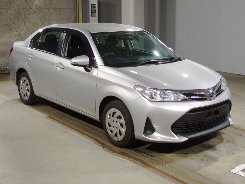 2019 Toyota Corolla Axio NRE161[2]