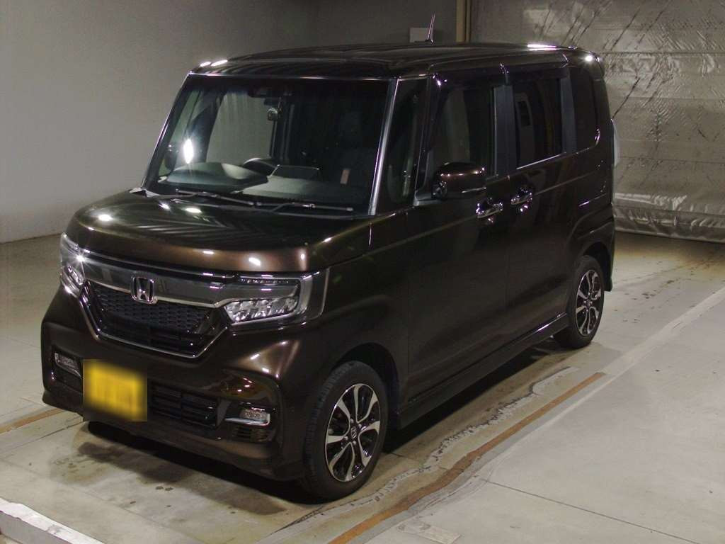 2018 Honda N-BOX CUSTOM JF4[0]