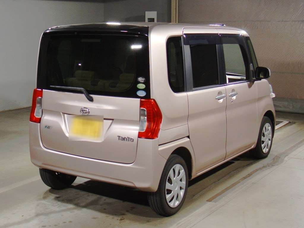 2014 Daihatsu Tanto LA600S[1]