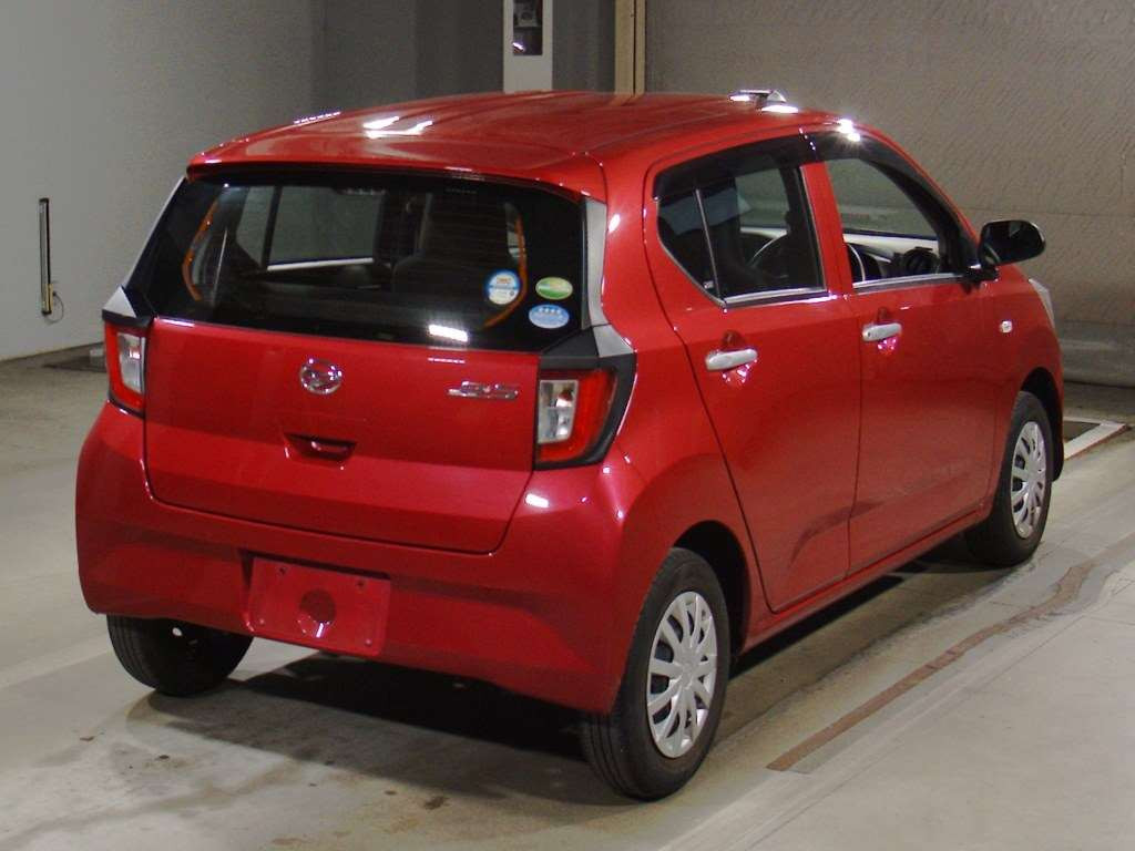 2017 Daihatsu Mira es LA350S[1]