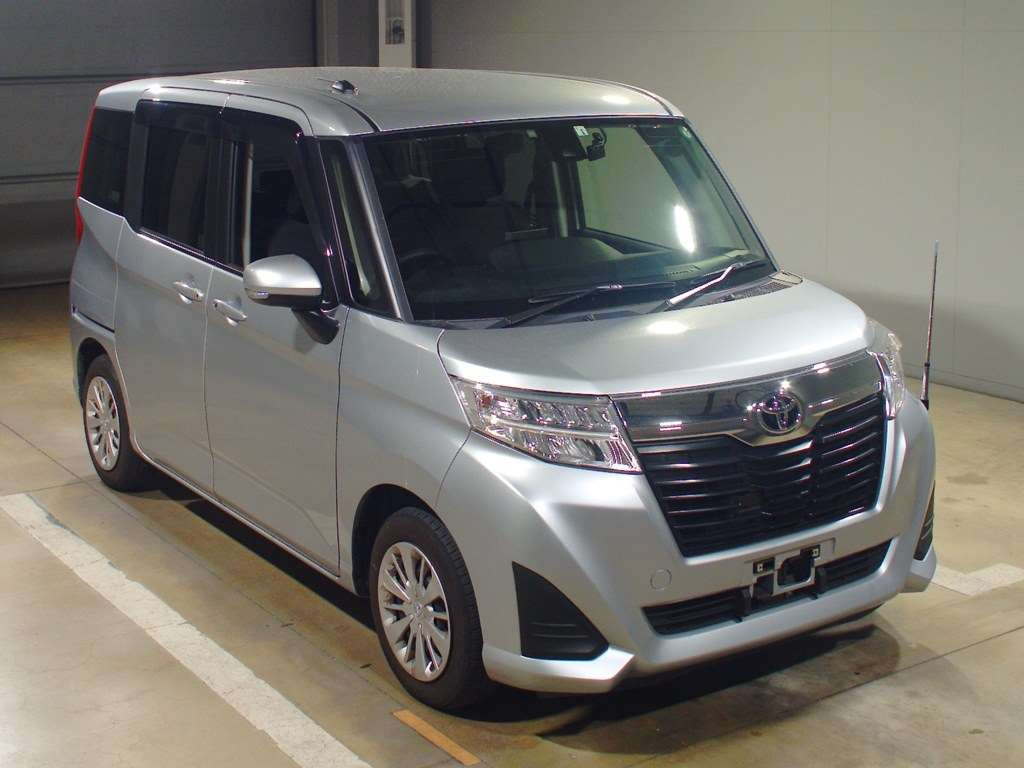 2018 Toyota Roomy M900A[2]