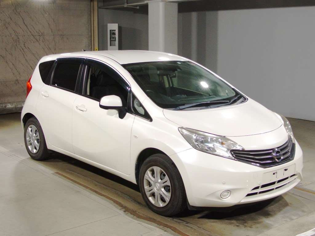 2014 Nissan Note E12[2]