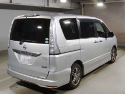 2013 Nissan Serena